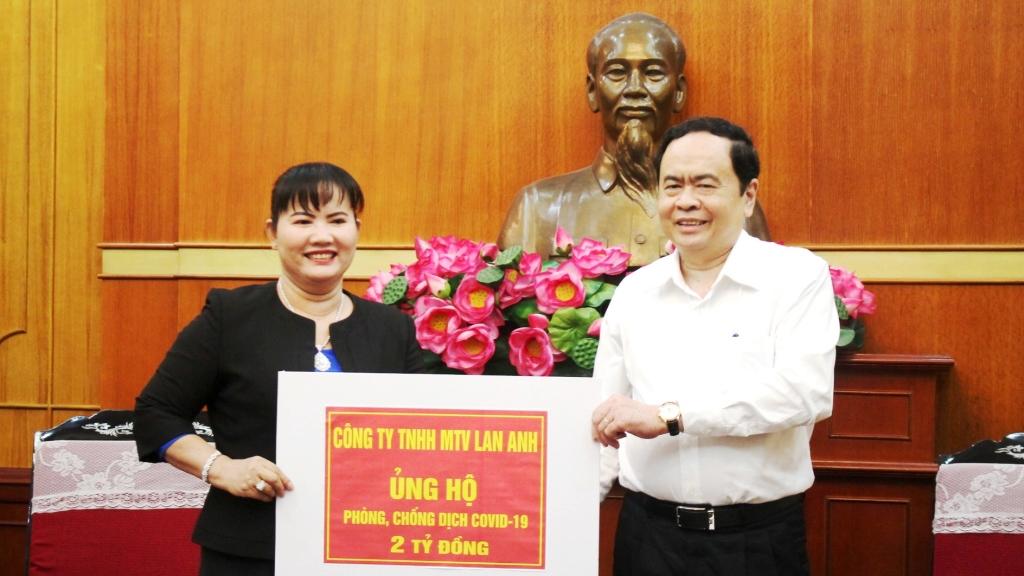 Tấm lòng một doanh nhân trong công cuộc phòng chống dịch bệnh Covid-19