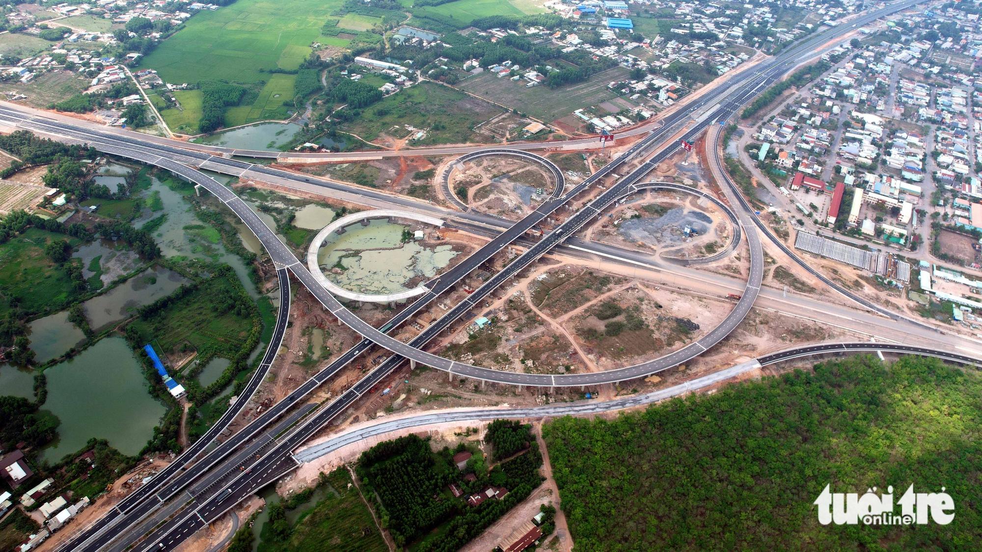 Cao tốc Biên Hòa - Vũng Tàu: Đảm bảo điều kiện kỹ thuật lắp đặt thiết bị thu phí không dừng ETC