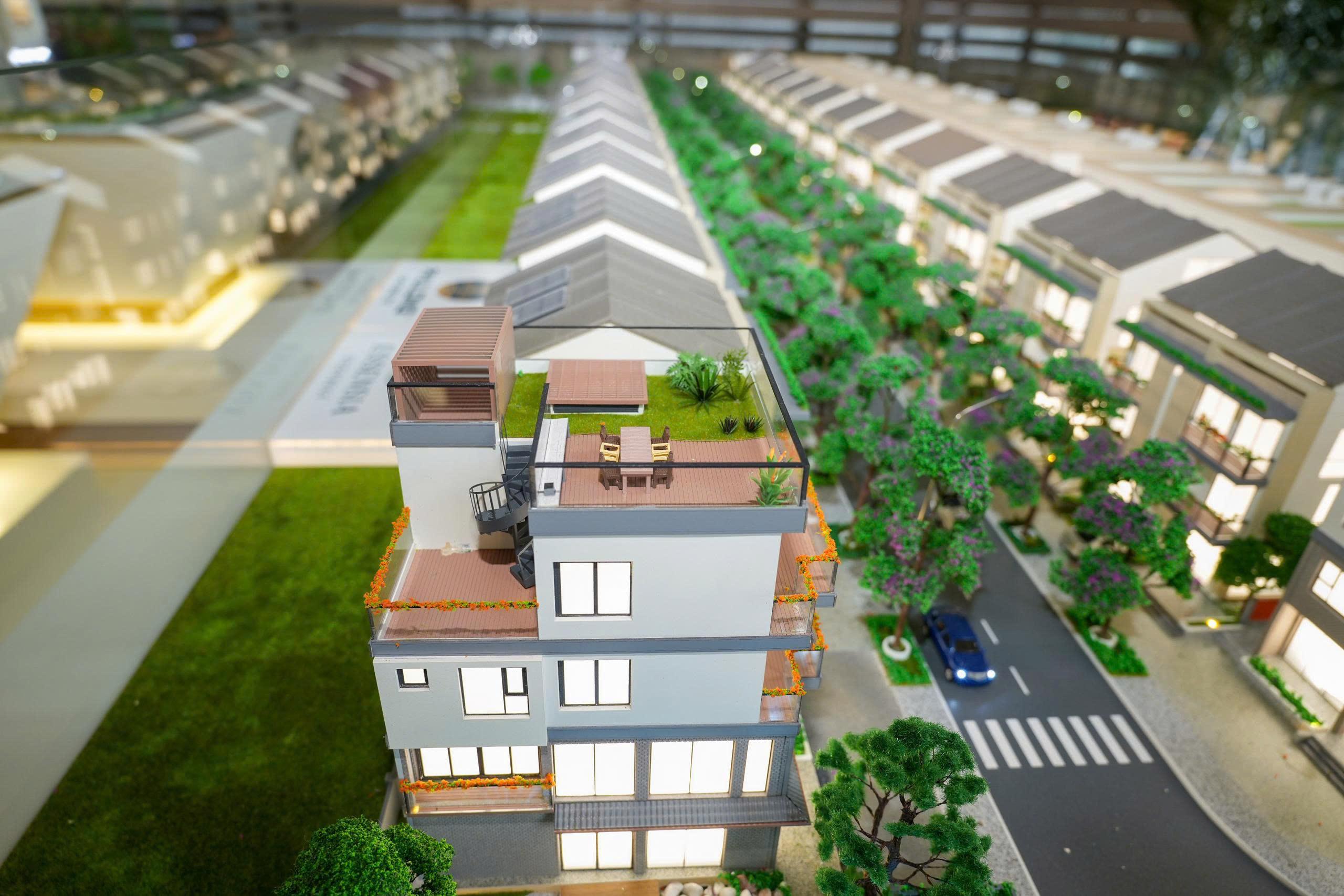 Hạn chế tín dụng chảy vào bất động sản đầu cơ, cách nào tìm đúng đối tượng?