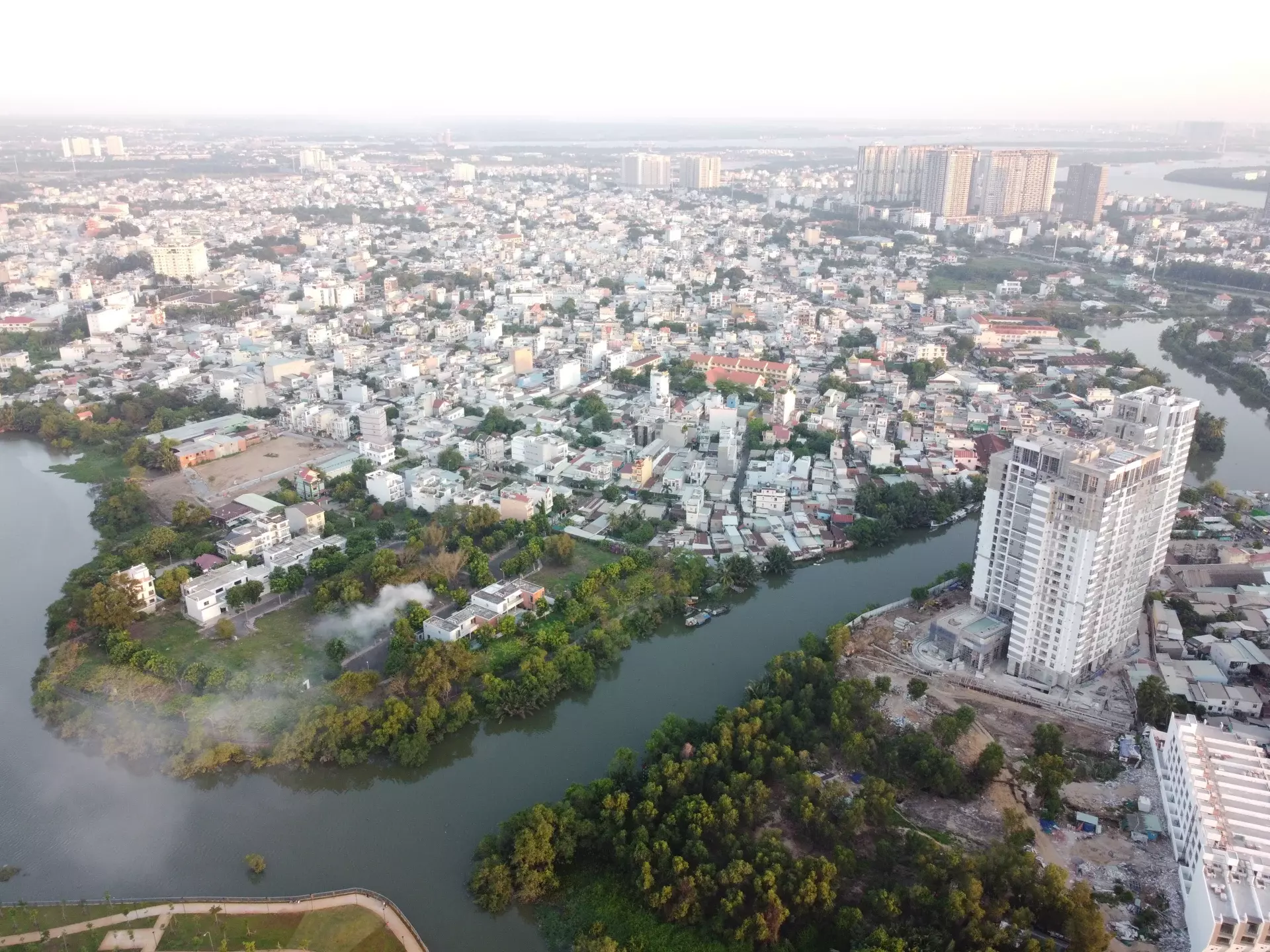 Mở “room” cho bất động sản: TP.HCM đề xuất chuyển 76 khu đất làm nhà ở thương mại