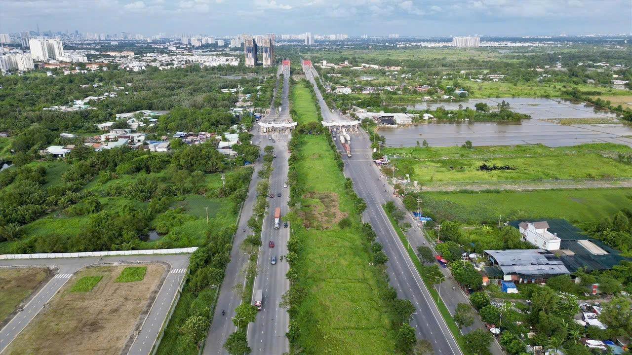 Người dân phản ánh về mức tiền khi chuyển đất nông nghiệp sang đất ở, Bộ Tài chính nói gì?