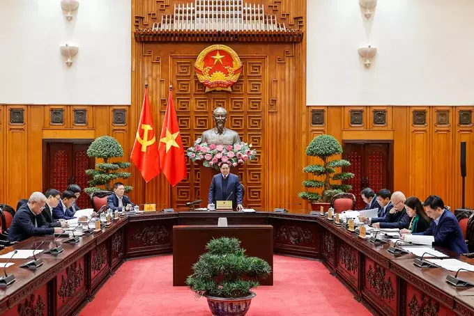 Thủ tướng: Tiếp tục thực hiện giảm, gia hạn thuế, phí, tiền thuê đất