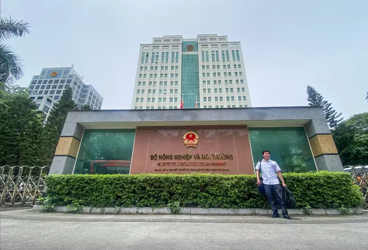 Bộ Nông nghiệp và Môi trường lập đường dây nóng tiếp nhận thông tin vi phạm về đất đai