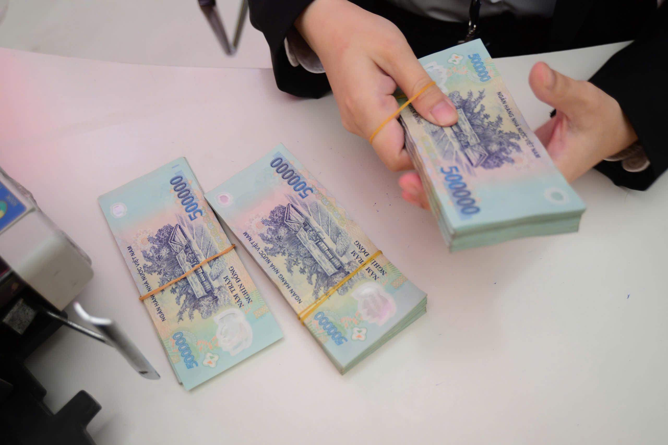 Giải mã lý do lãi suất vay mua nhà các ngân hàng quốc doanh đột ngột tăng cao